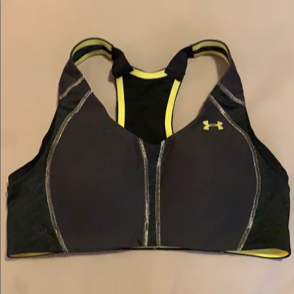 Under Armour sports bra size 34A